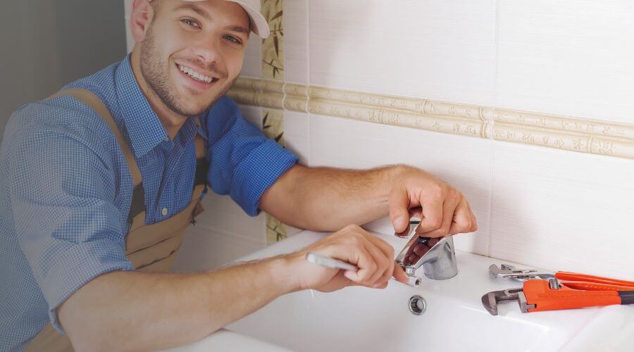 Handle or spout repair in Hilmar, CA